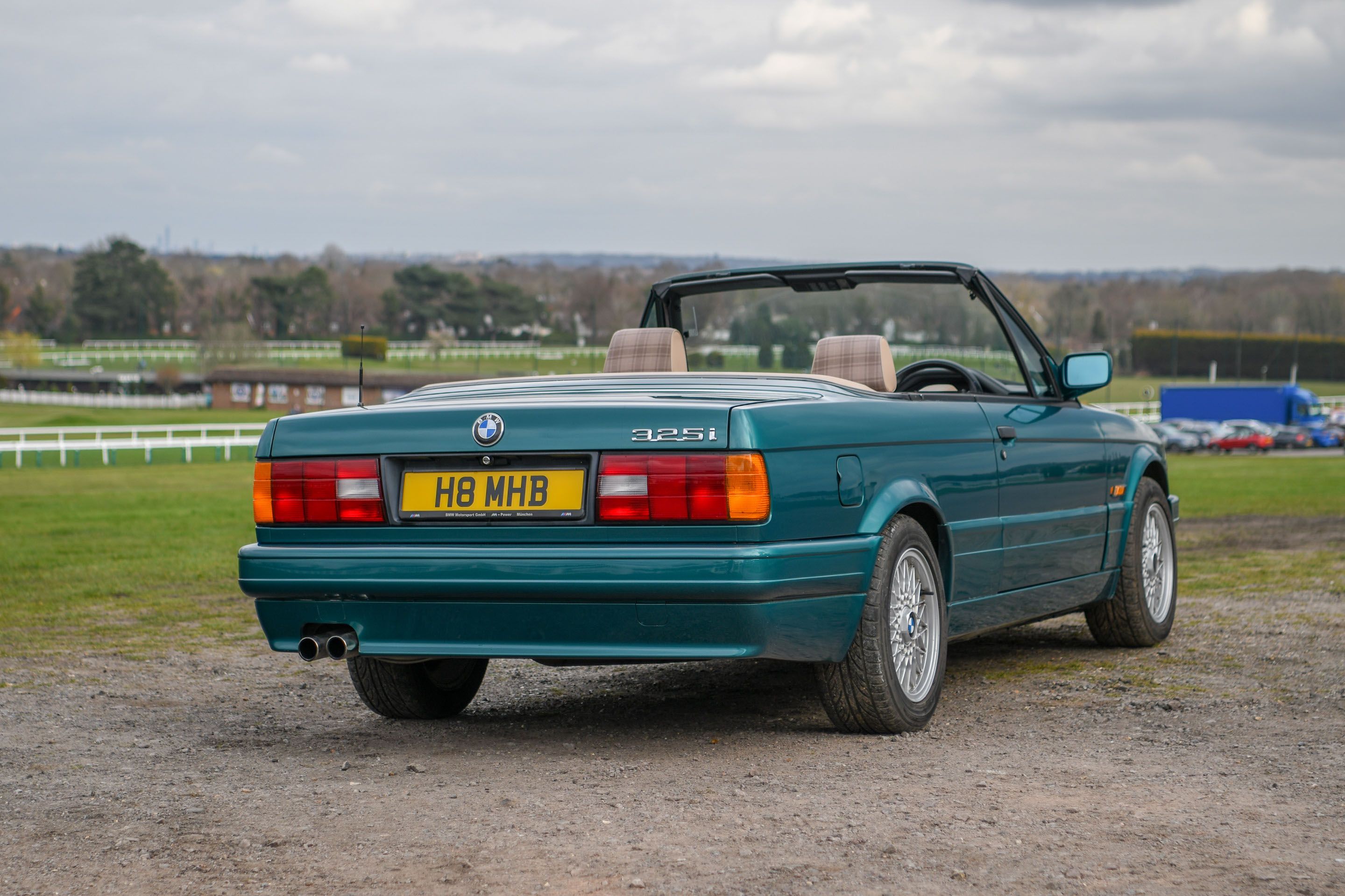 Photo 4 - Rear